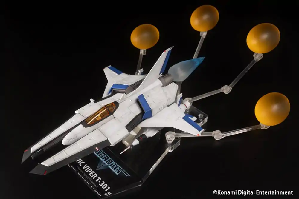 Gradius V plastová stavebnica 1/144 VIC VIPER T-301 Peinted Finished 14 cm produktová fotografia