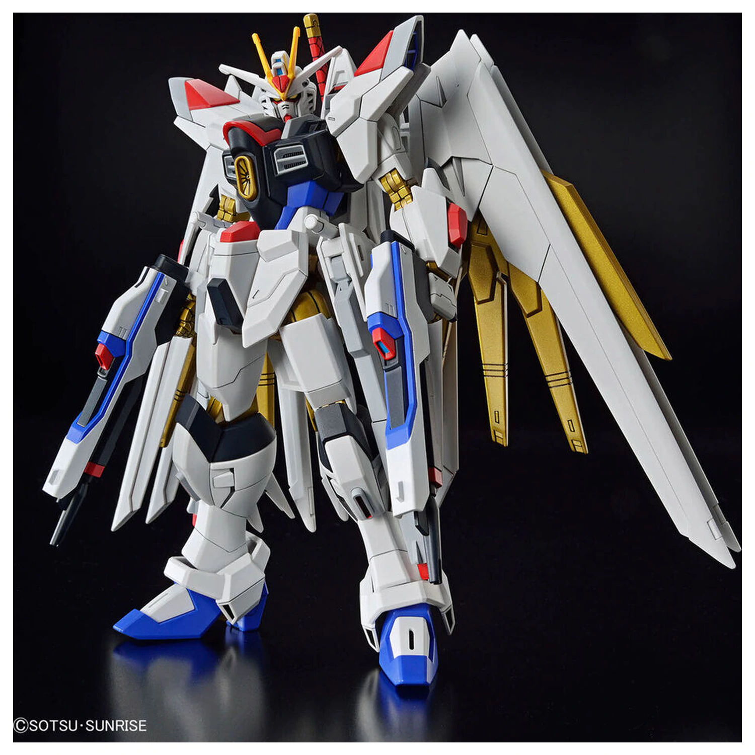 Modelársky kit HGCE 1/144 Mighty Strike Freedom Gundam produktová fotografia