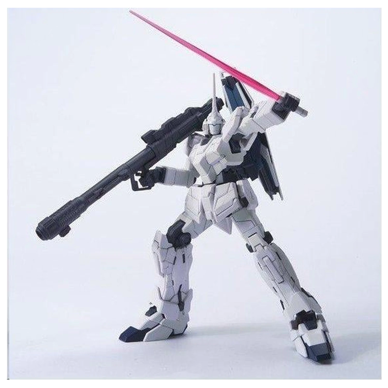 GUNDAM HGUC Unicorn RX-0 Unicorn Mode Model Súprava produktová fotografia