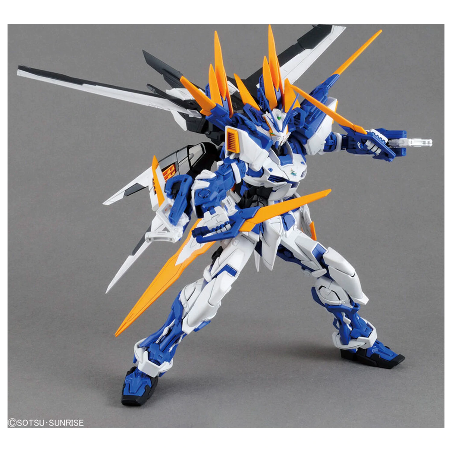 Model Kit MG 1/100 Gundam Astray Blue Frame D produktová fotografia