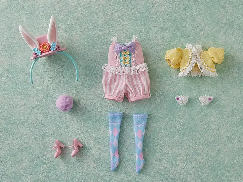 Harmonia Bloom Seasonal Doll Figures Outfit Set: Charlotte (Kirsche) / Súprava oblečenia pre sezónne figúrky bábik produktová fotografia