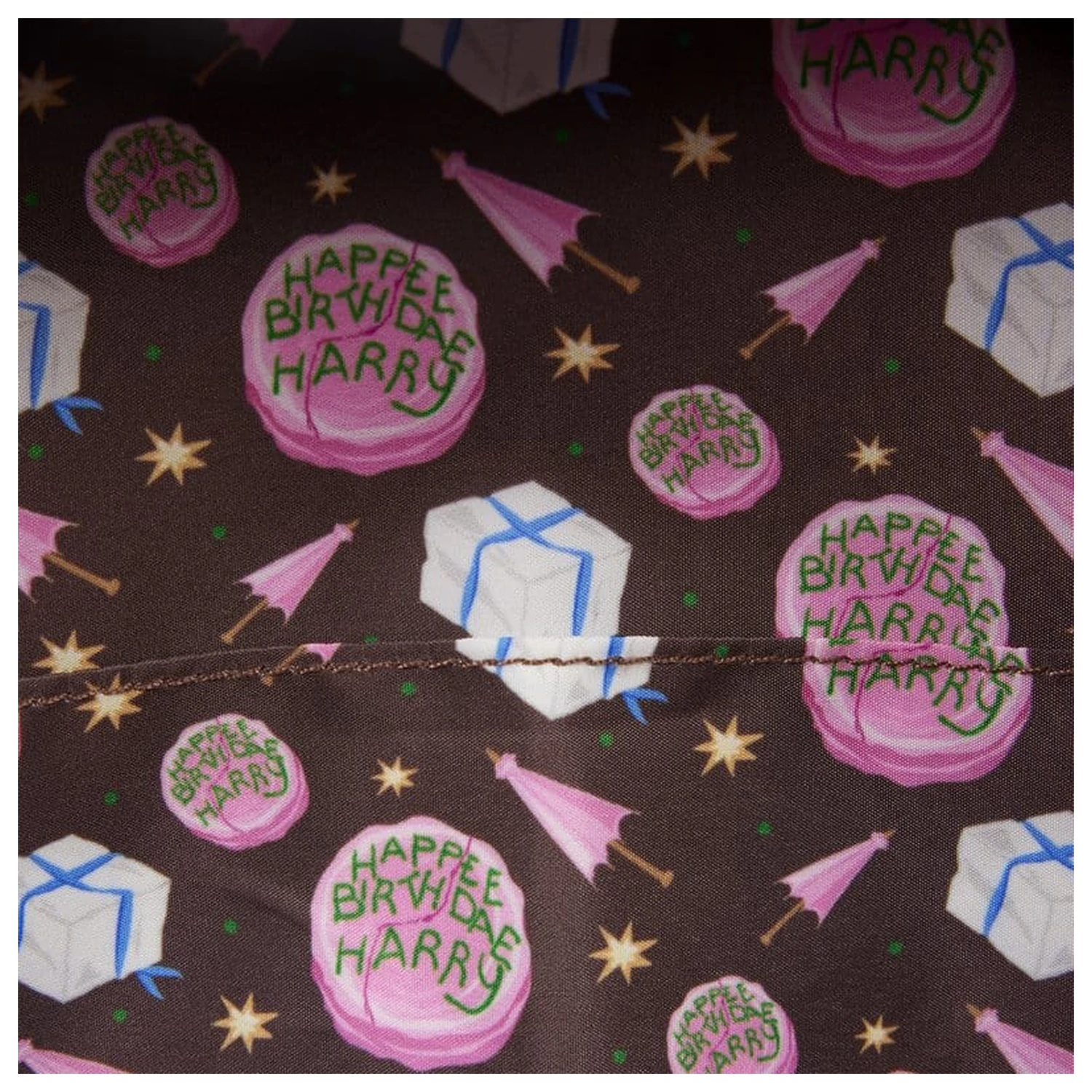 Harry Potter by Loungefly Crossbody Narodeninová torta produktová fotografia