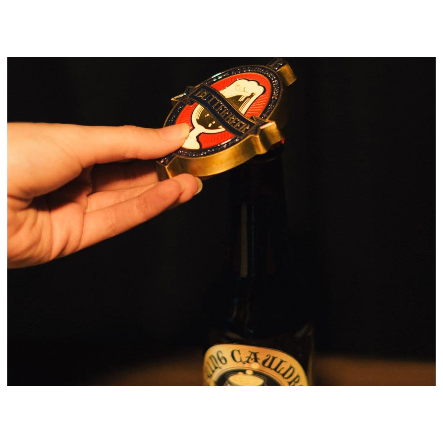 Harry Potter Butterbeer Magnet s otváračom na fľaše produktová fotografia