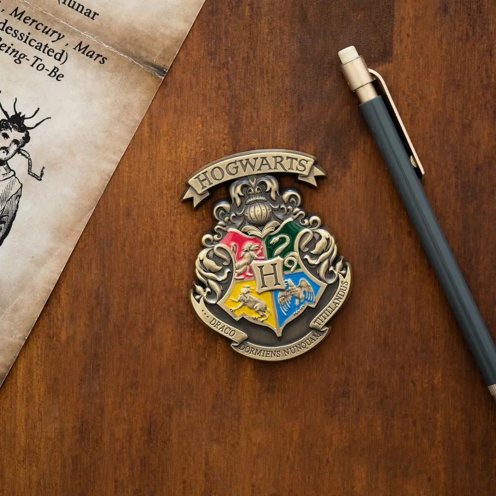 Harry Potter Hogwarts magnet produktová fotografia