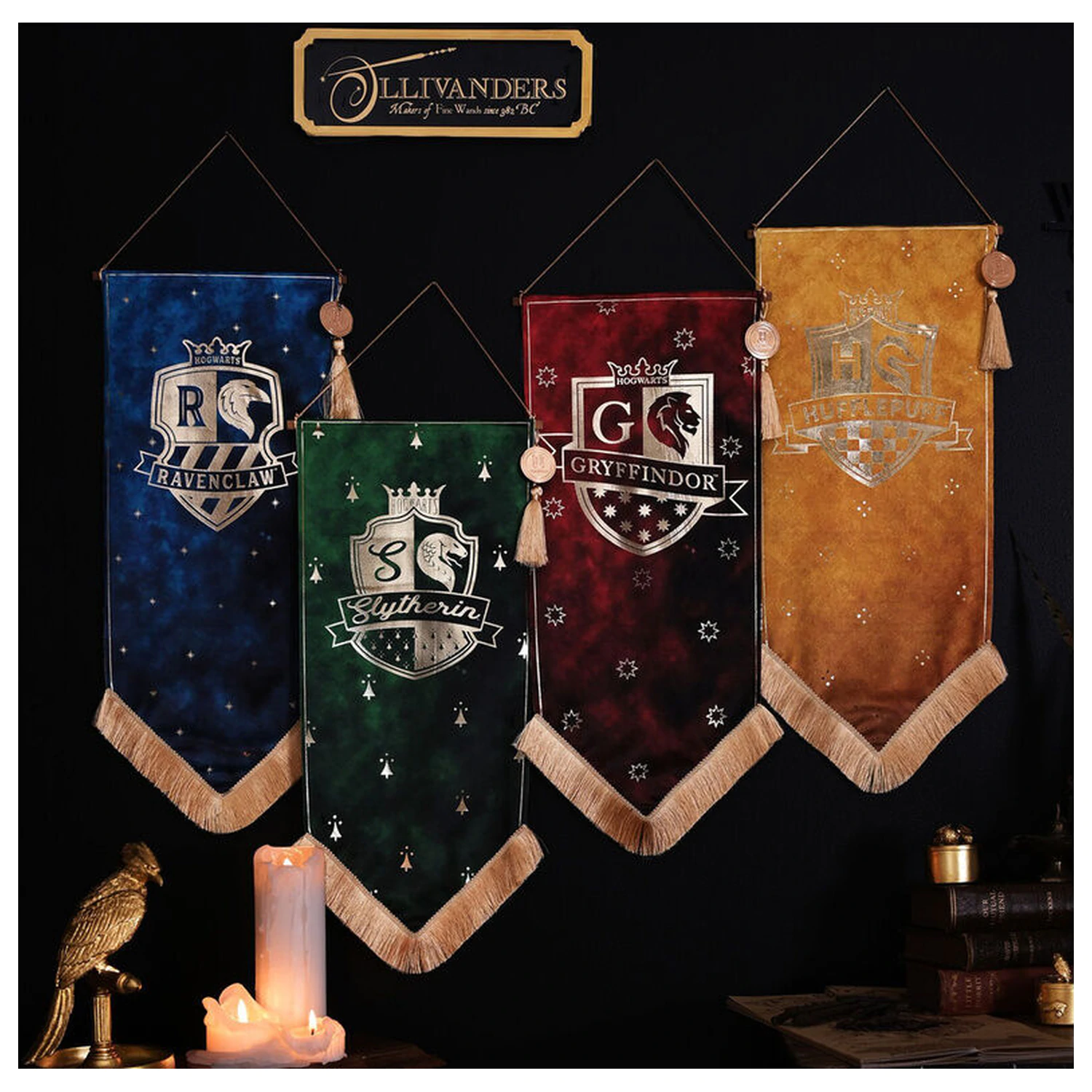 Harry Potter Hufflepuff visiaca zástava produktová fotografia