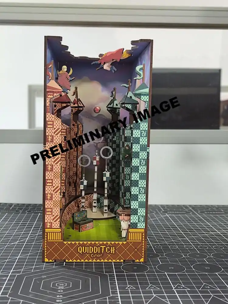 Harry Potter Tiny Adventures Book Nook Mini Dioráma Metlobalové Ihrisko 23 cm termékfotó