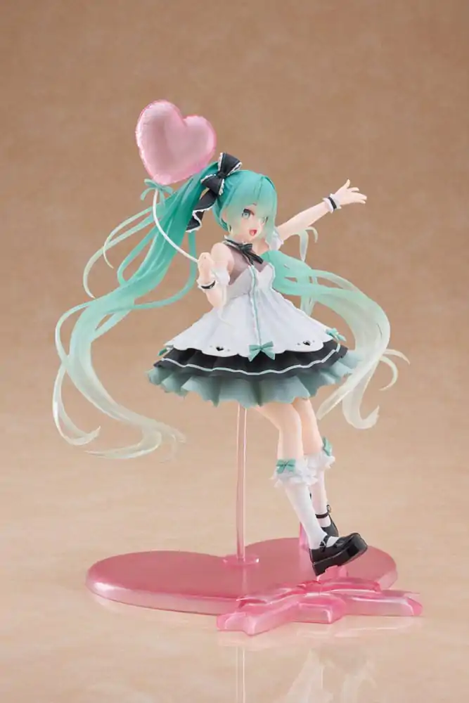 Hatsune Miku AMP+ PVC Socha Hatsune Miku Birthday 2025 Party Ver. 21 cm produktová fotografia