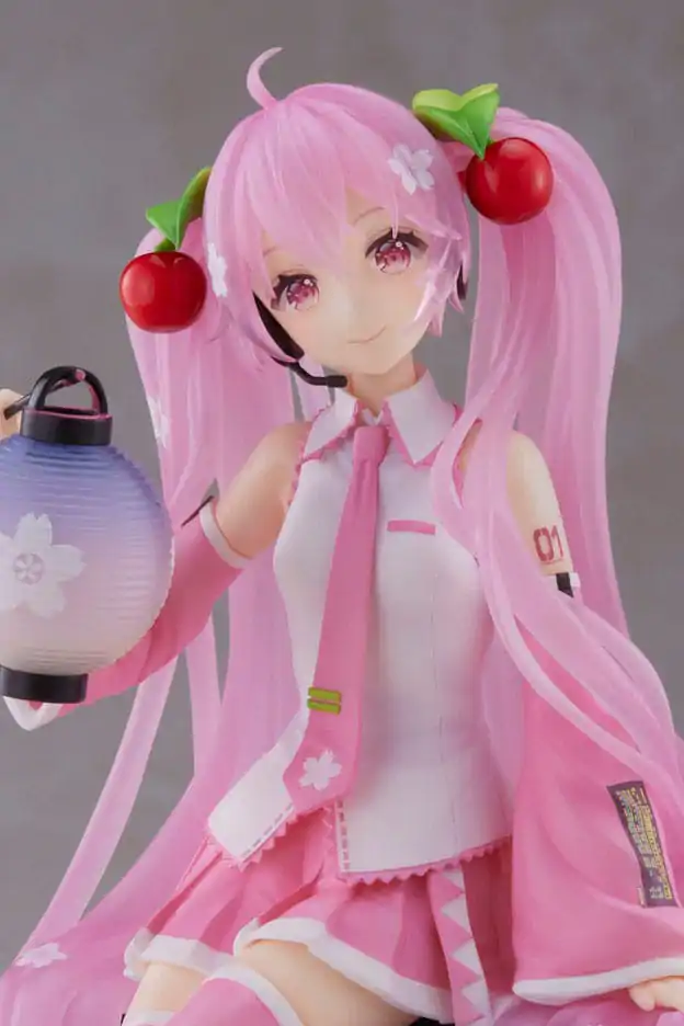 Hatsune Miku AMP PVC Socha Sakura Miku Lantern Ver. Reissue 20 cm produktová fotografia