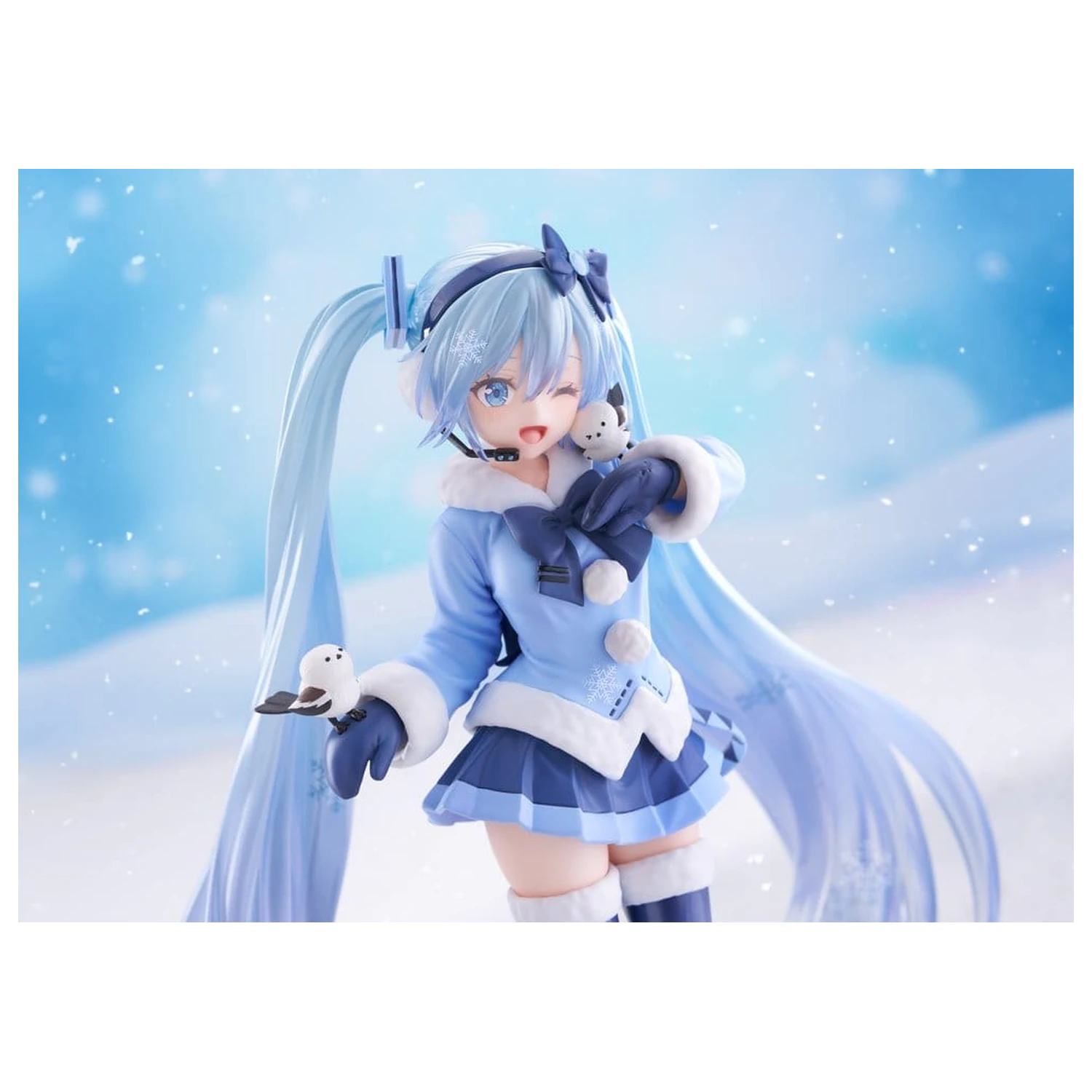 Hatsune Miku AMP+ PVC figúrka Snow Miku All Stars 2012 Ver. 25 cm produktová fotografia