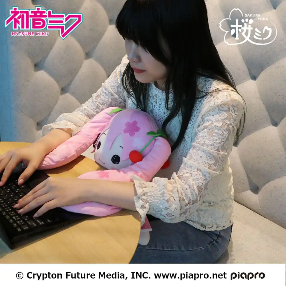 Hatsune Miku Pillowgurumi Plyšová figúrka Sakura Miku 44 cm produktová fotografia