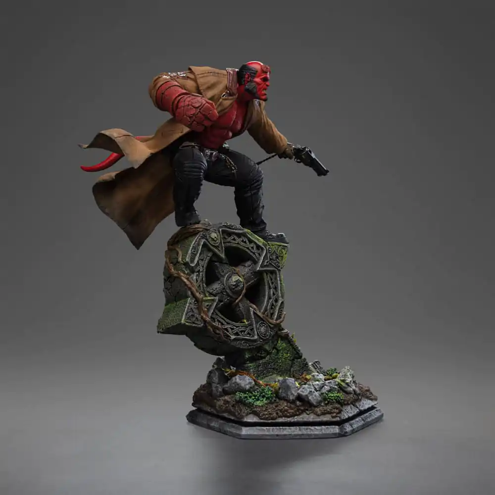 Hellboy 2 BDS Art Scale socha 1/10 Hellboy 34 cm termékfotó