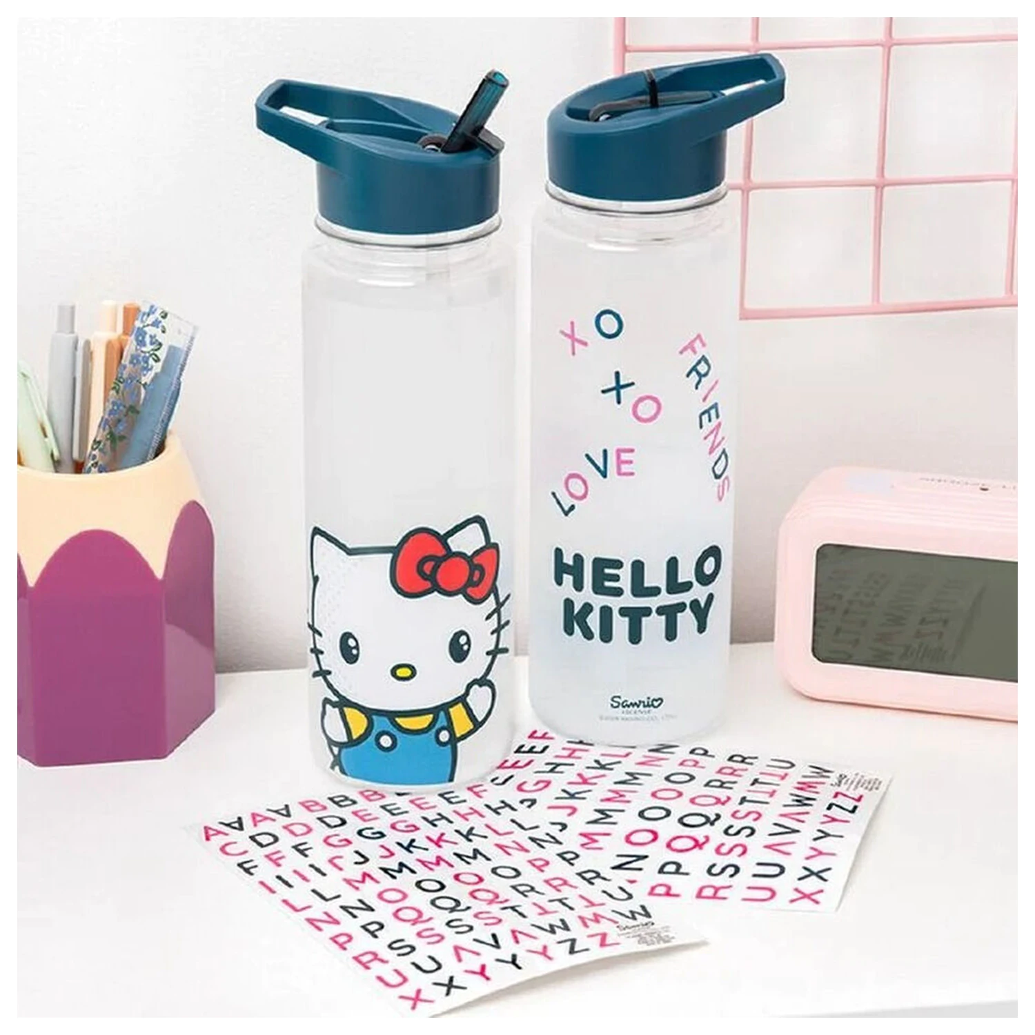 Hello Kitty fľaša s nálepkami 650ml produktová fotografia