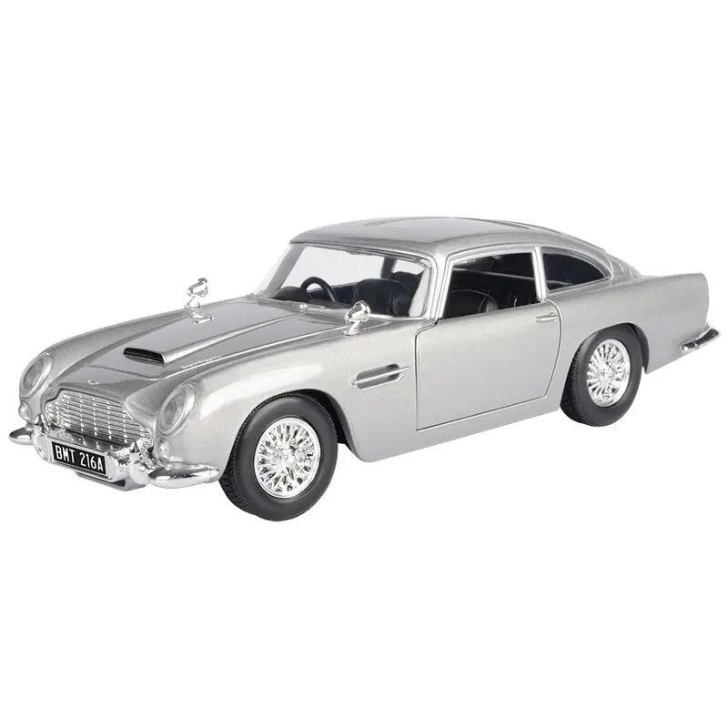 James Bond Aston Martin DB8 auto 1:43 termékfotó