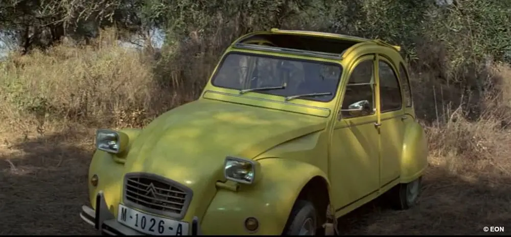 James Bond Model Kit darčeková sada Citroen 2 CV (For Your Eyes Only) produktová fotografia