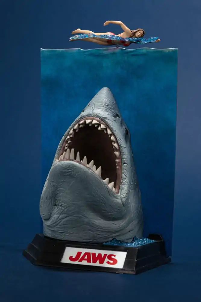 Jaws Movie Maniacs PVC soška Jaws (50th Anniversary) 16 cm produktová fotografia
