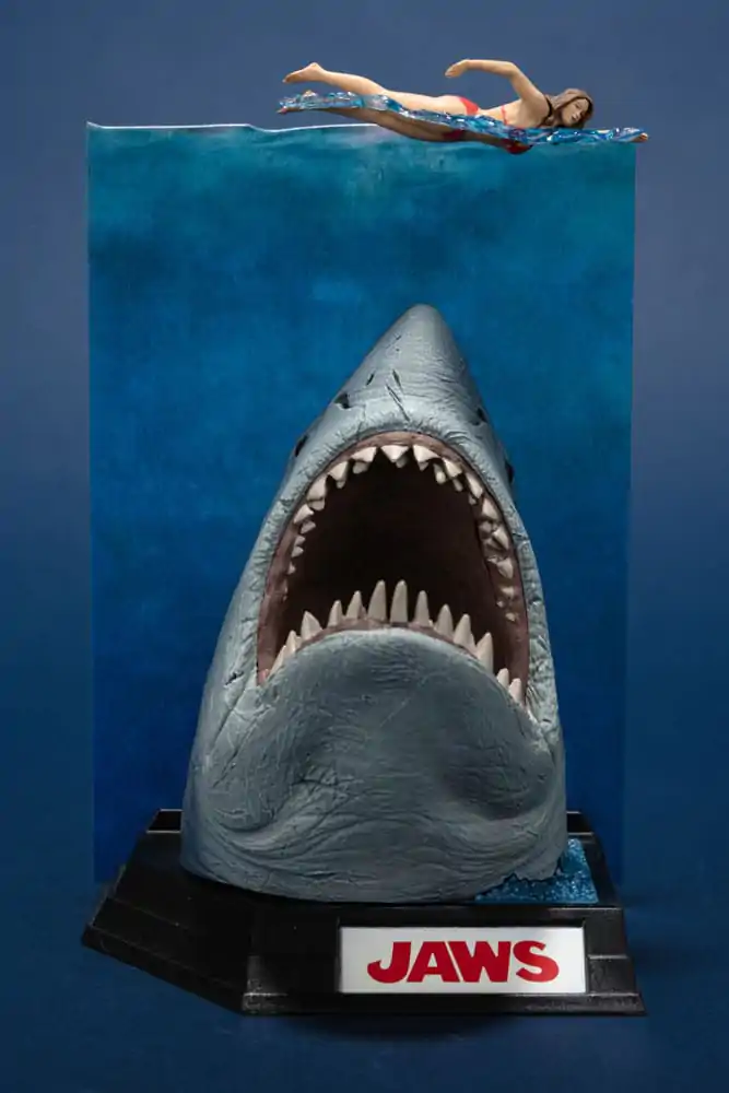 Jaws Movie Maniacs PVC soška Jaws (50th Anniversary) 16 cm produktová fotografia