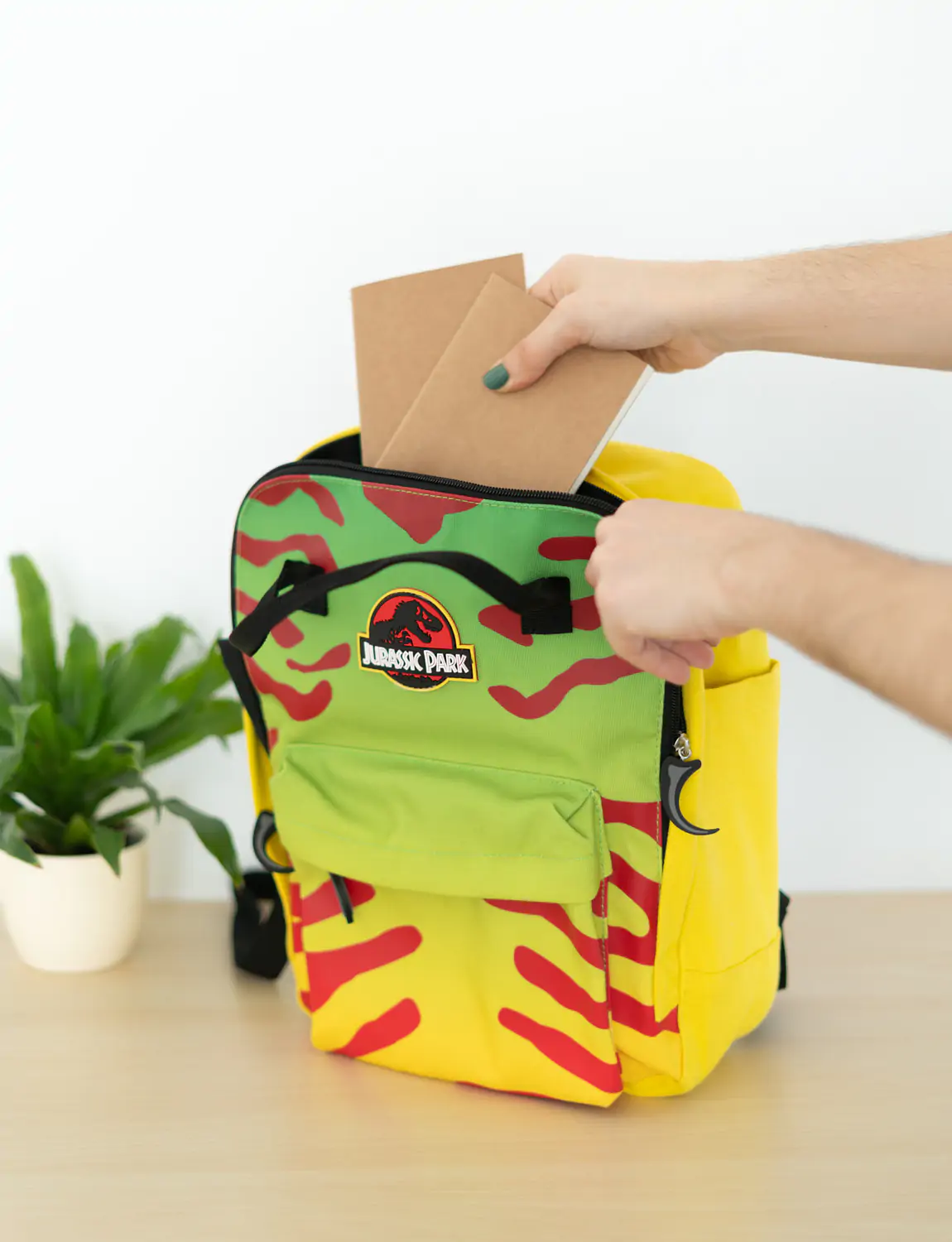 Jurassic Park ruksak 36cm produktová fotografia