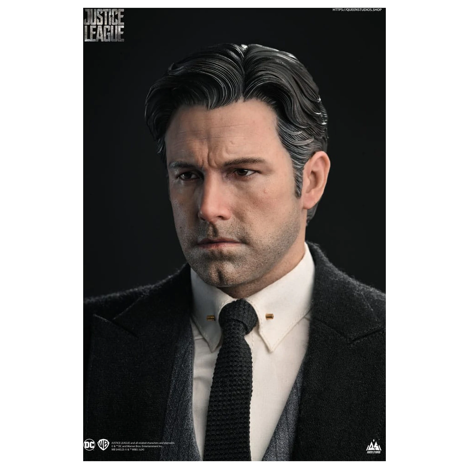 Justice League Socha 1/4 Bruce Wayne (Ben Affleck) 51 cm produktová fotografia