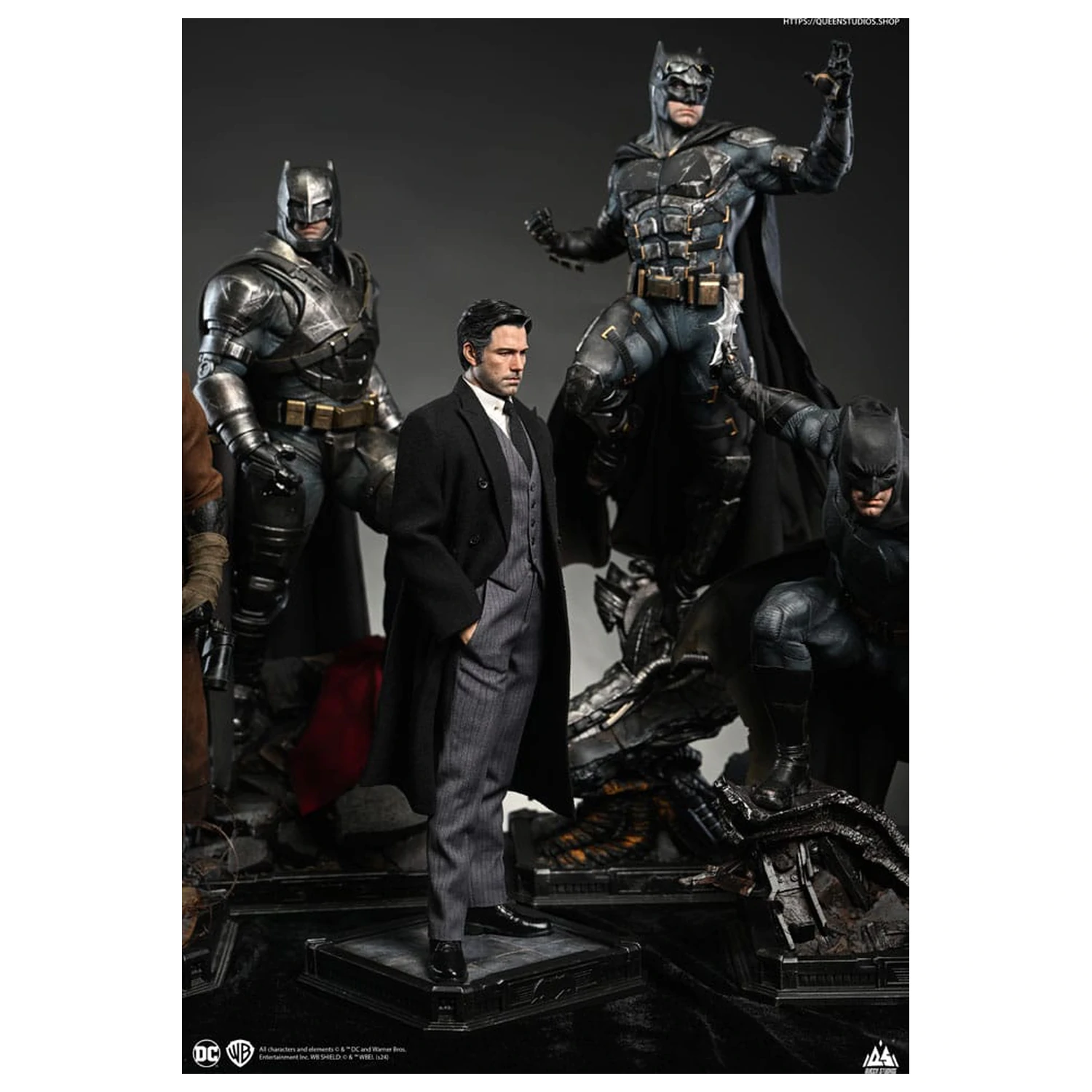 Justice League Socha 1/4 Bruce Wayne (Ben Affleck) 51 cm produktová fotografia