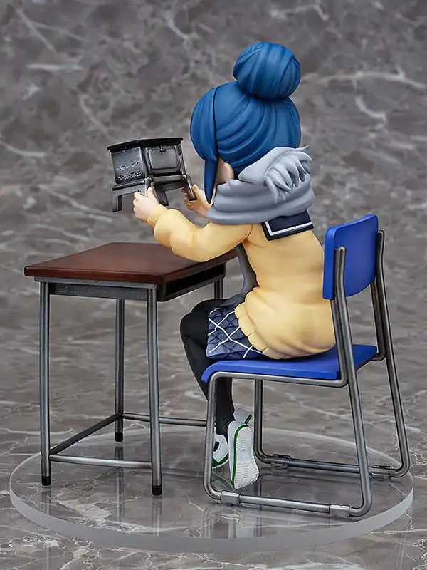 Laid-Back Camp PVC socha 1/7 Rin Shima: Look What I Bought Ver. 14 cm produktová fotografia