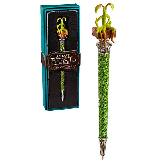 Fantastic Beasts Bowtruckle pero produktová fotografia