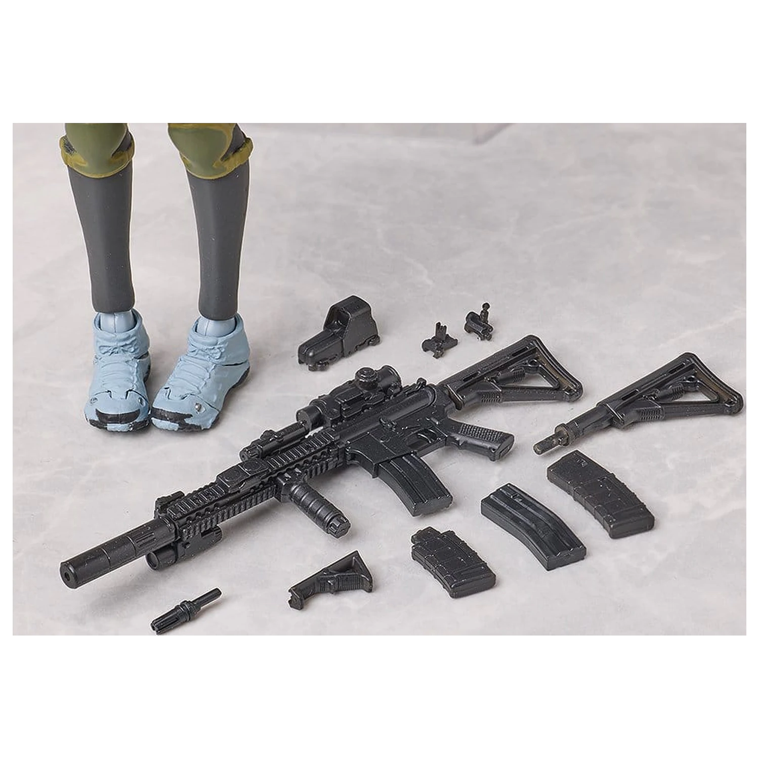 Little Armory figma akčná figúrka Miyo Asato: verzia letnej uniformy 1.5 13 cm produktová fotografia
