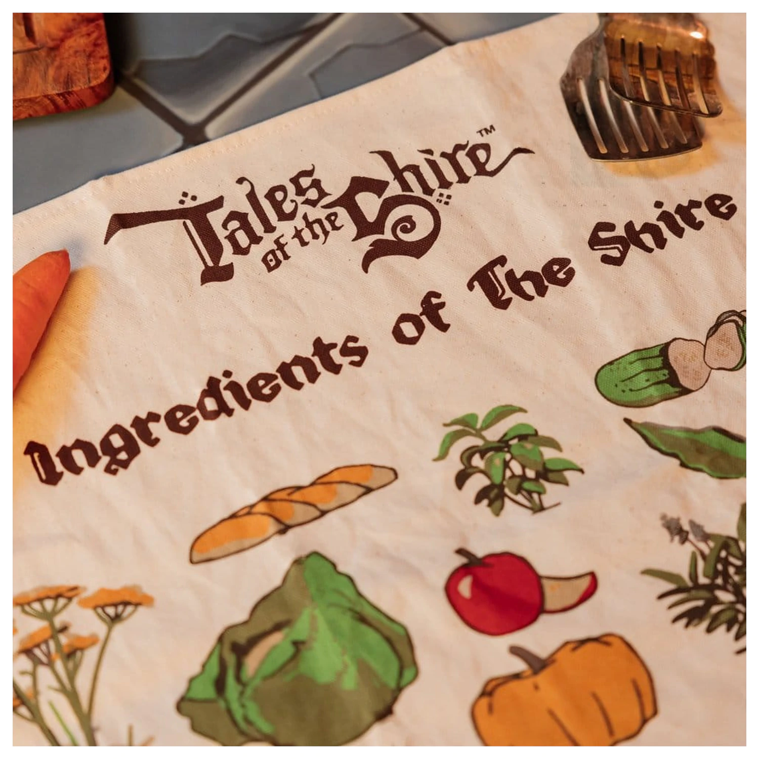 Lord of the Rings Utierka Ingredients of The Shire (Tales of the Shire (2025)) 69 cm produktová fotografia
