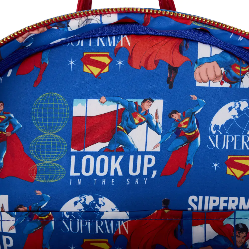 Loungefly DC Comics Superman ruksak 43 cm produktová fotografia