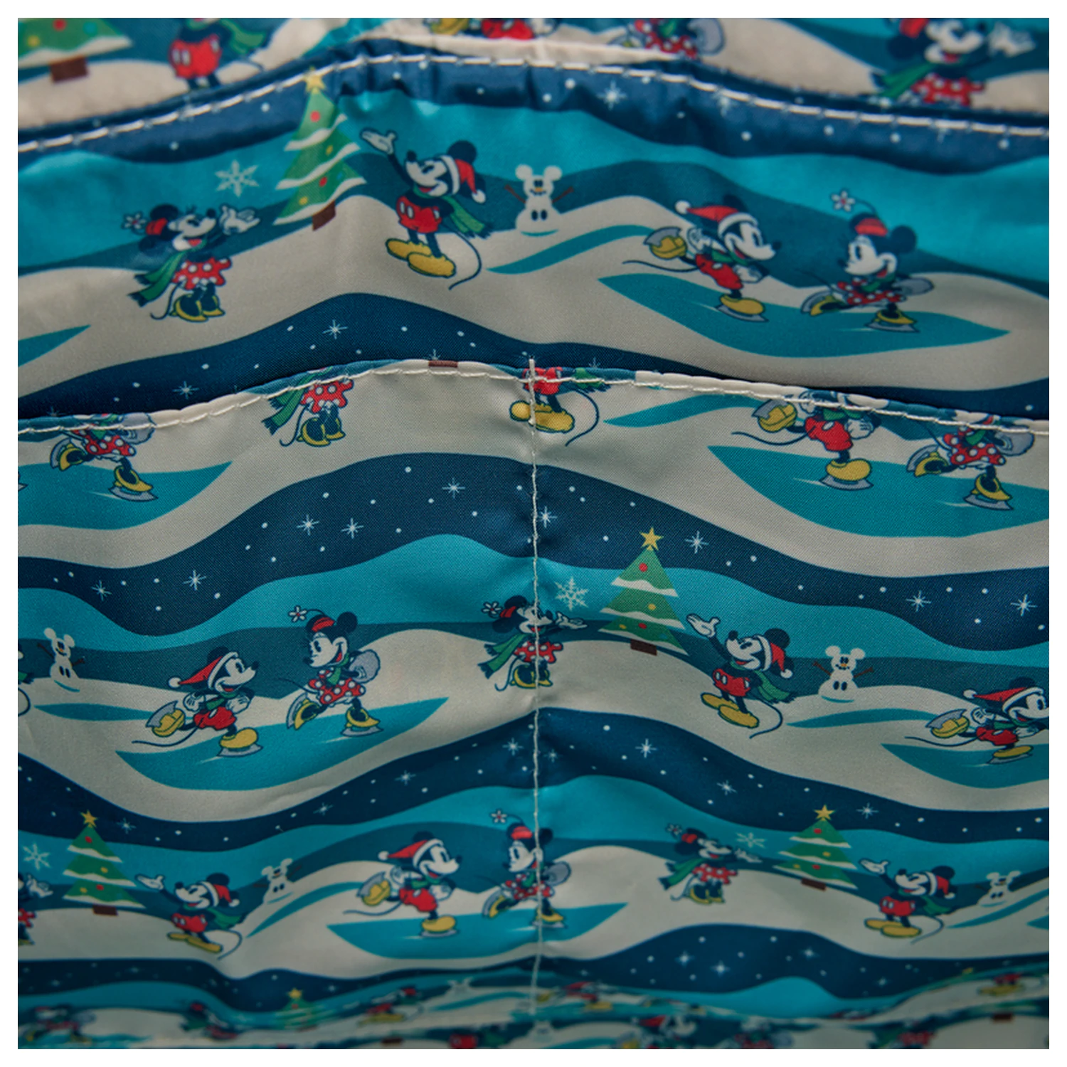Loungefly Disney Mickey & Minnie Holiday taška produktová fotografia