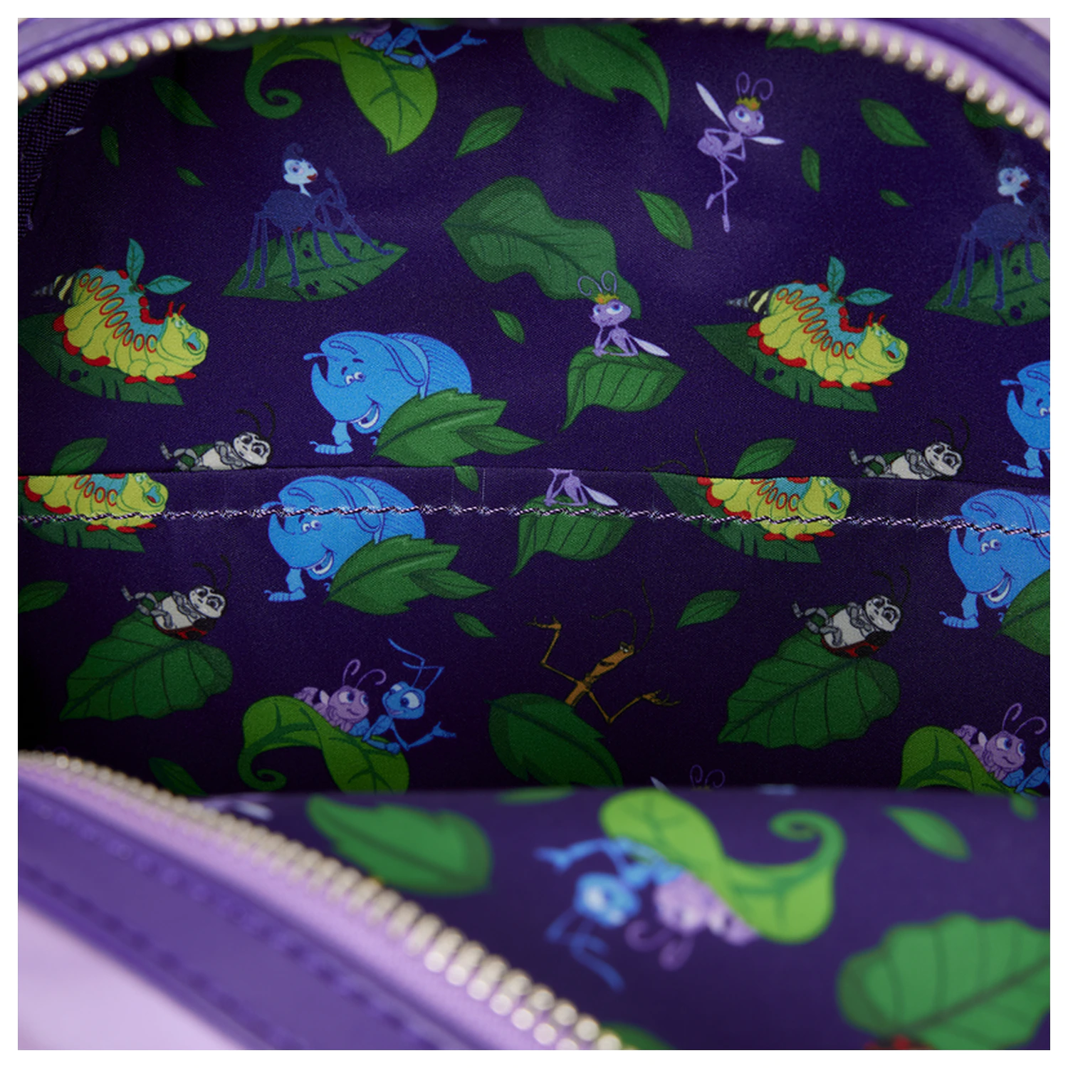 Loungefly Disney Pixar Bug's Life Princess Atta batoh + čelenka 26 cm produktová fotografia