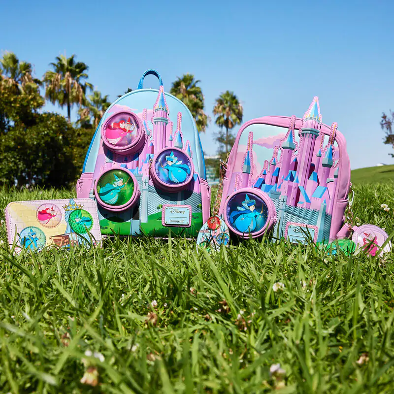 Loungefly Disney Sleeping Beauty Castle Three Good Fairies Stained Glass ruksak 26 cm produktová fotografia