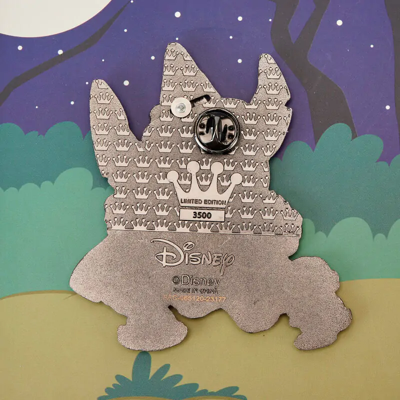Loungefly Disney Stitch Spooky Stories Halloween odznak produktová fotografia
