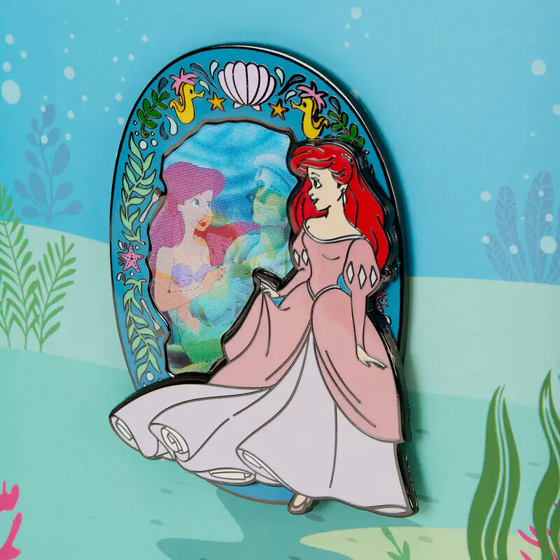 Loungefly Disney The Little Mermaid Ariel Odznak produktová fotografia