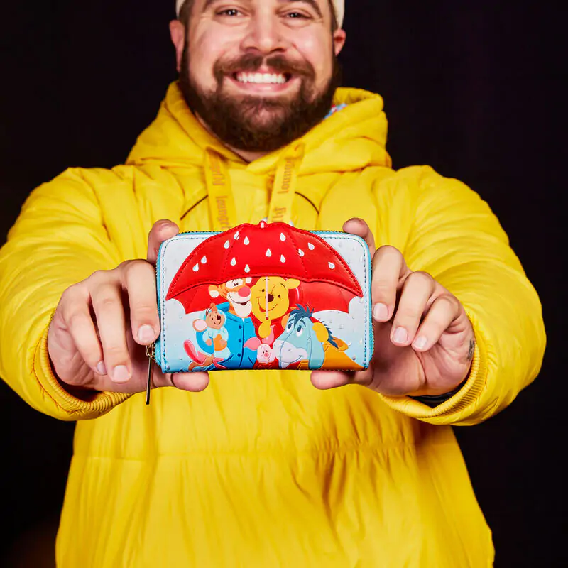 Loungefly Disney Winnie the Pooh & Friends Rainy Day peňaženka produktová fotografia