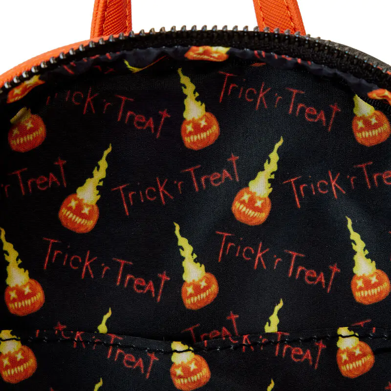 Loungefly Trick r Treat Sam Pumpkin backpack 26cm termékfotó