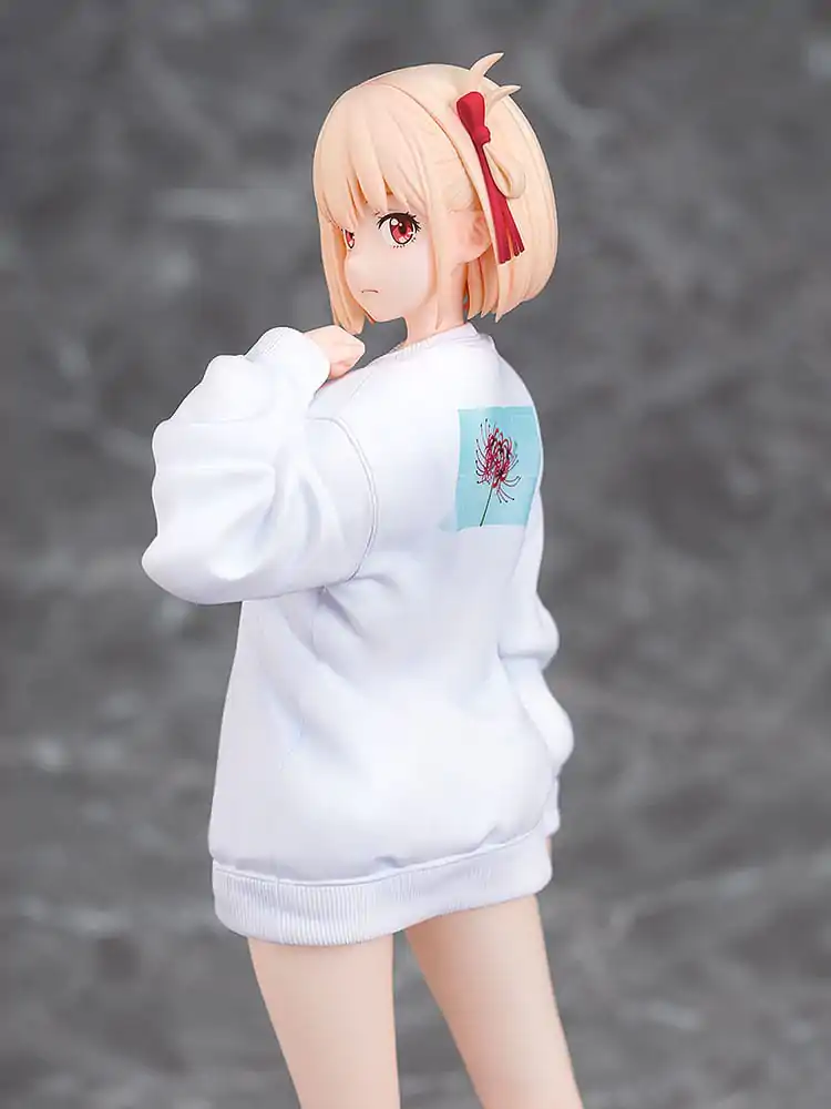Lycoris Recoil PVC socha 1/7 Chisato Nishikigi: Oversized Sweatshirt Ver. 25 cm produktová fotografia