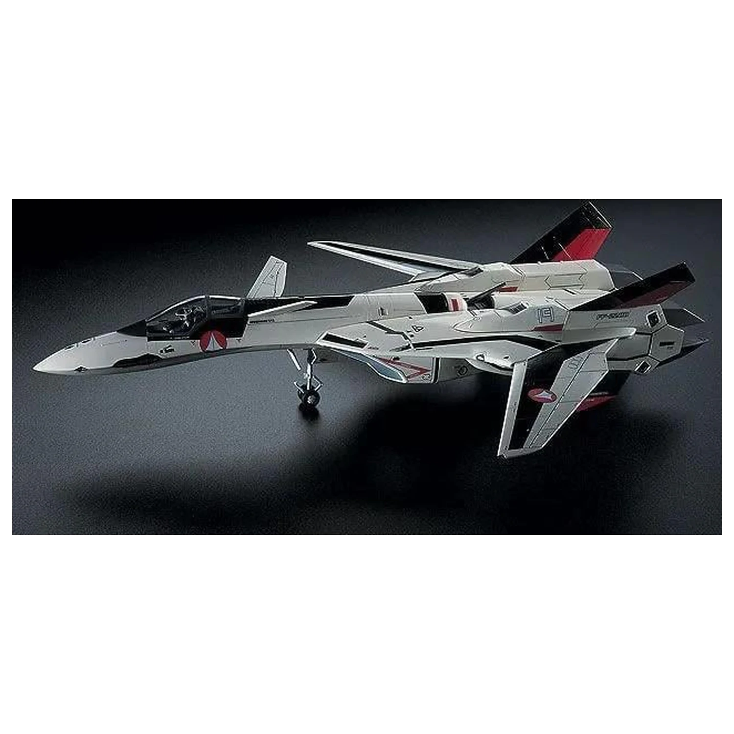 Macross Plus YF-19 Plastikový model 1/72 produktová fotografia
