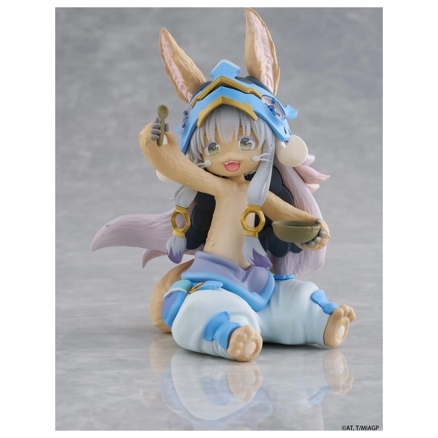 Made in Abyss Desktop Roztomilá PVC figúrka Nanachi (Mealtime ver.) 13 cm produktová fotografia
