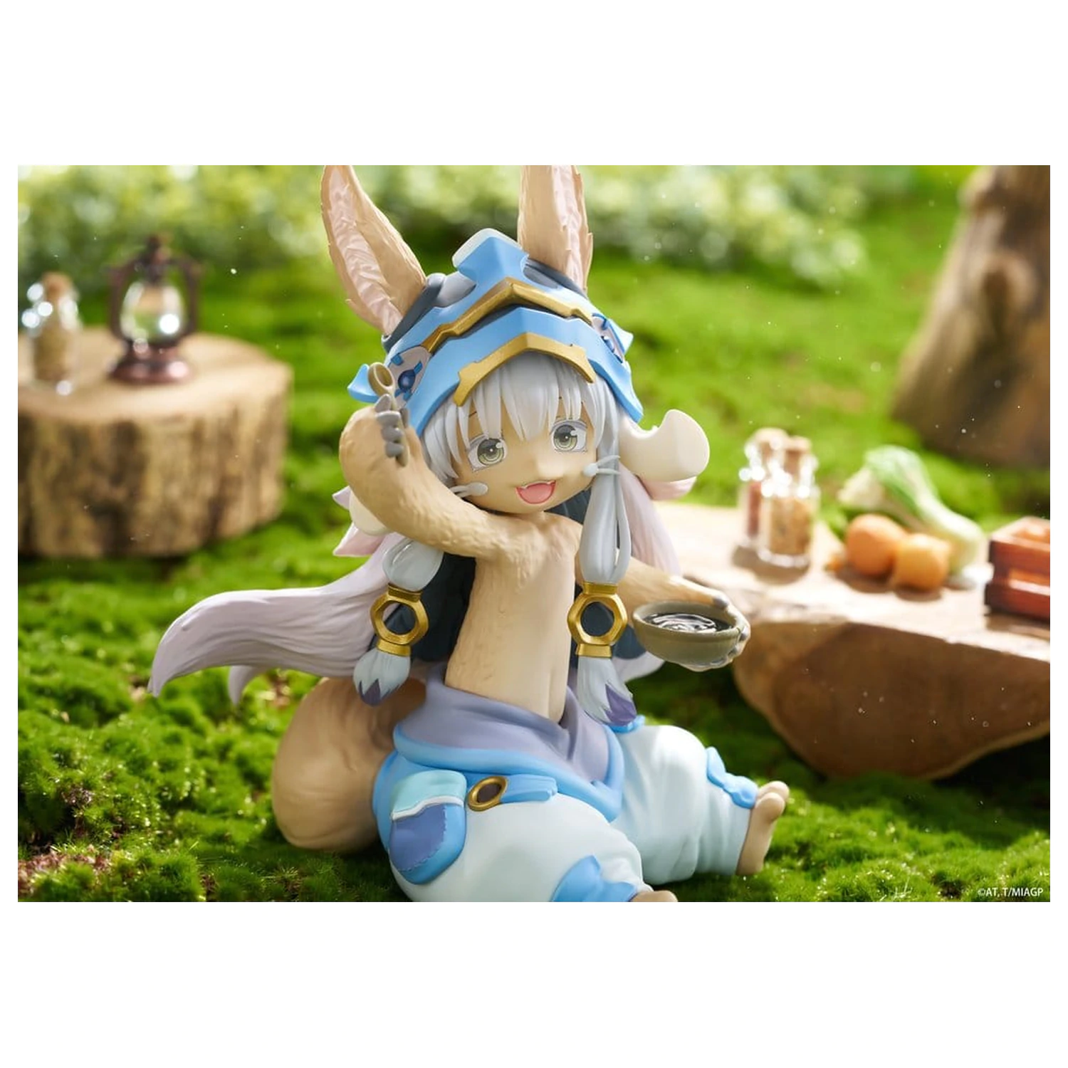 Made in Abyss Desktop Roztomilá PVC figúrka Nanachi (Mealtime ver.) 13 cm produktová fotografia