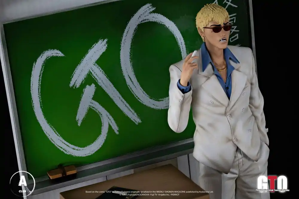 Great Teacher Onizuka Socha Onizuka Eikichi 36 cm produktová fotografia