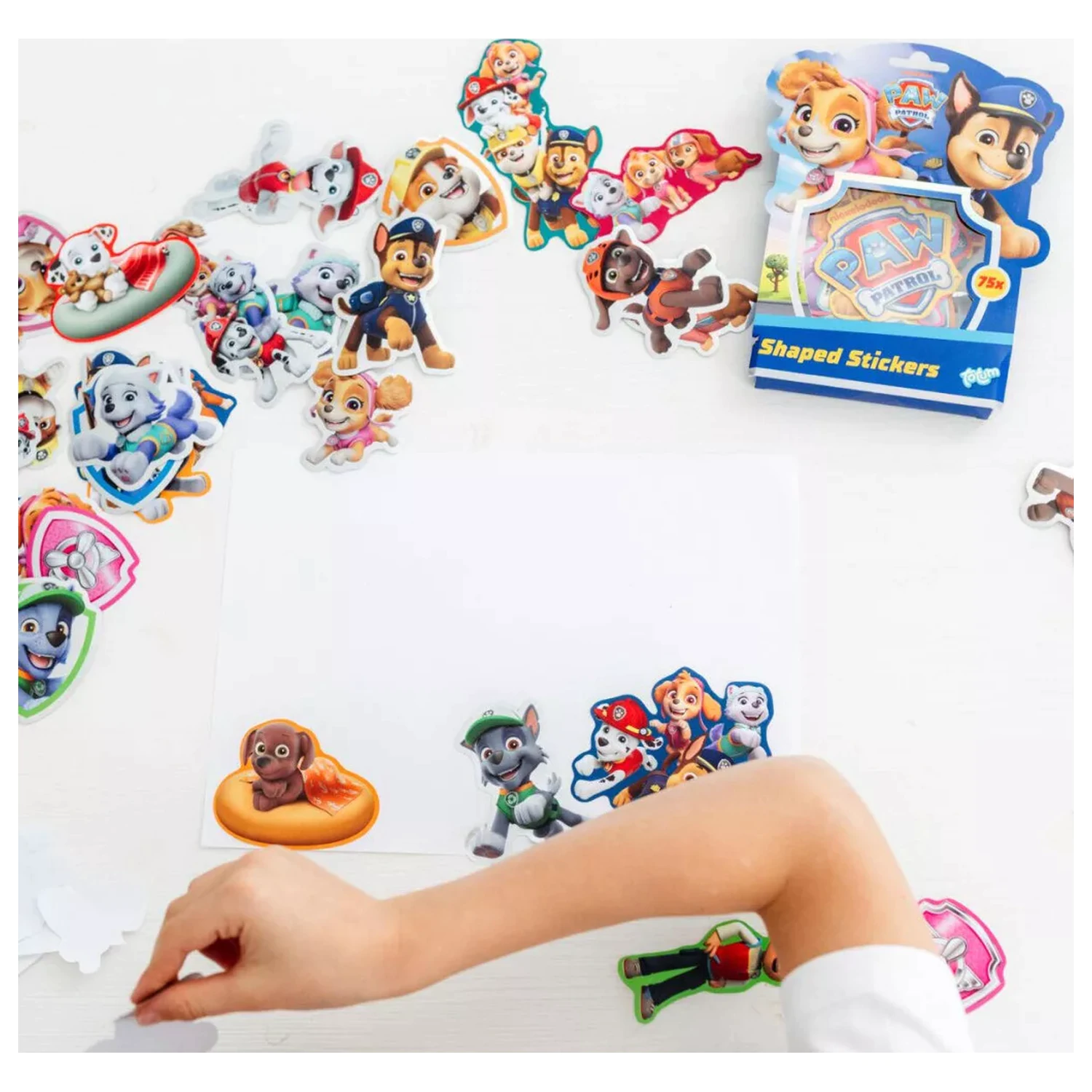 Paw Patrol Team Shape súprava nálepiek, 75 kusov produktová fotografia