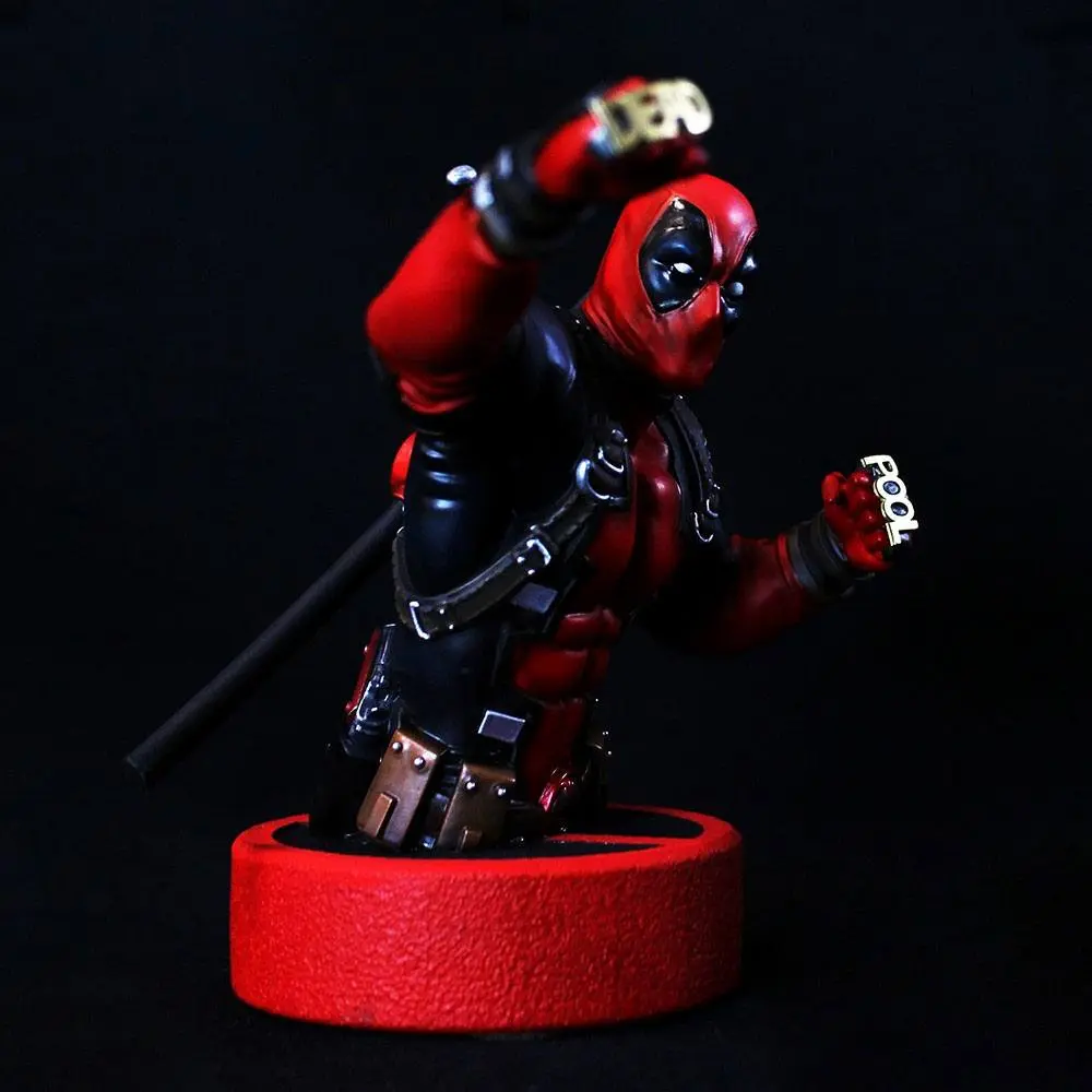 Marvel Busta 1/6 Deadpool 16 cm produktová fotografia