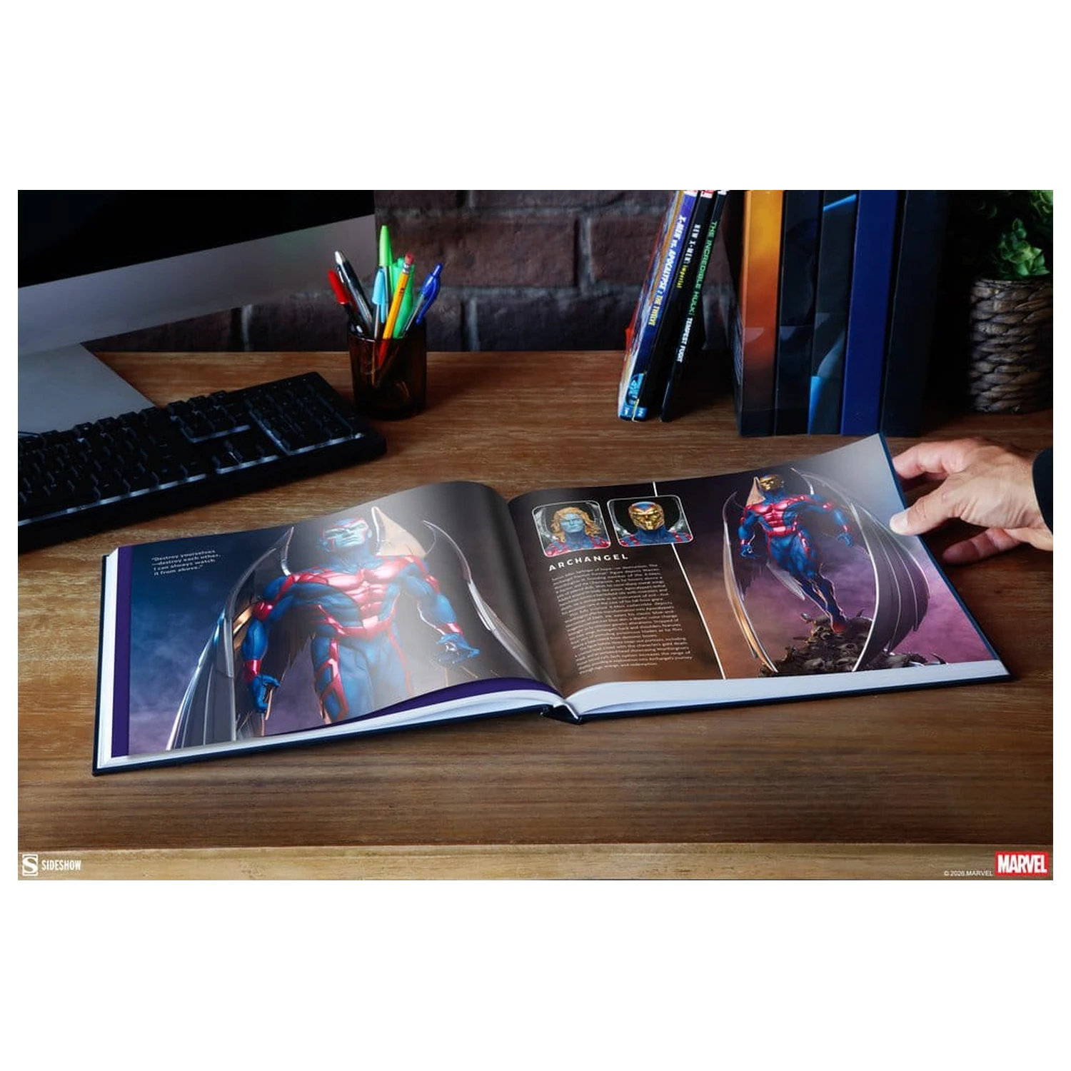 Marvel Book Collecting the Universe: The Art of Sideshow (viazaná kniha) produktová fotografia