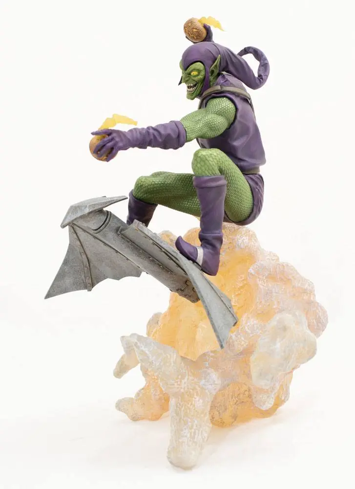 Marvel Comic Gallery Deluxe PVC socha Green Goblin termékfotó