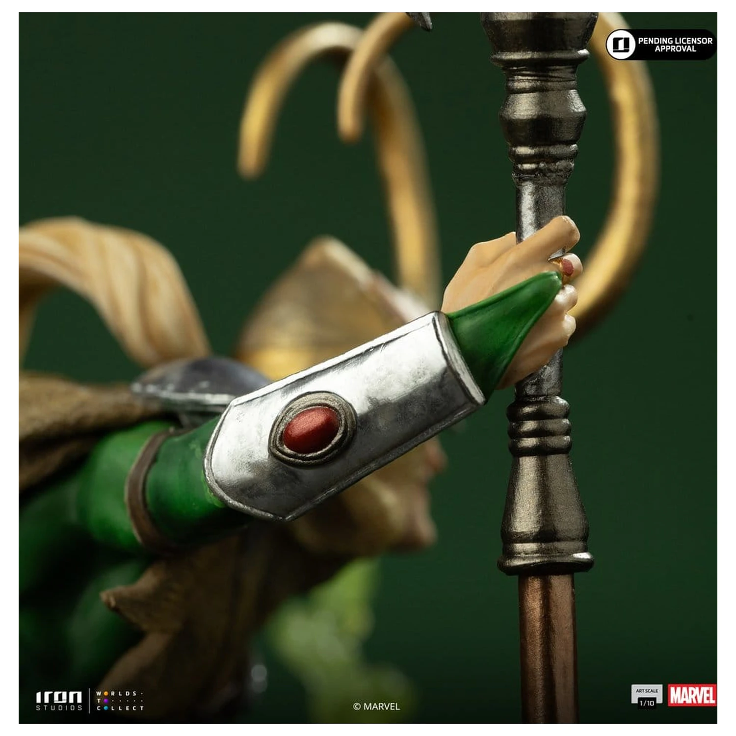 Marvel Comics Socha Art Scale 1/10 Loki 28 cm produktová fotografia