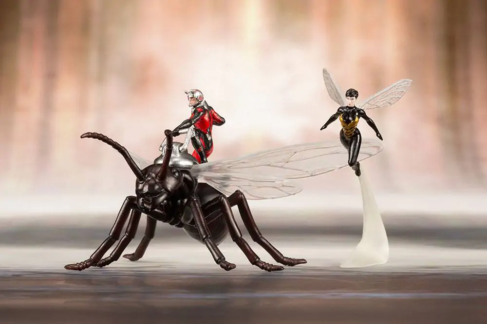 Marvel Comics Avengers Series ARTFX+ PVC Socha 1/10 Astonishing Ant-Man & Wasp 19 cm produktová fotografia