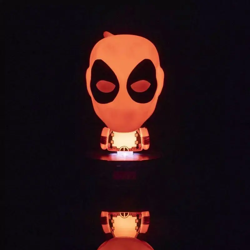 Marvel Icon Light Deadpool akčná figúrka 15 cm termékfotó