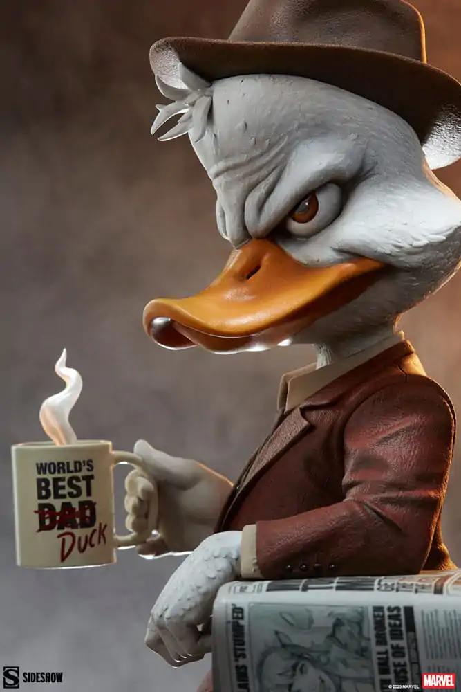 Marvel Premium Format Socha Howard the Duck 28 cm produktová fotografia