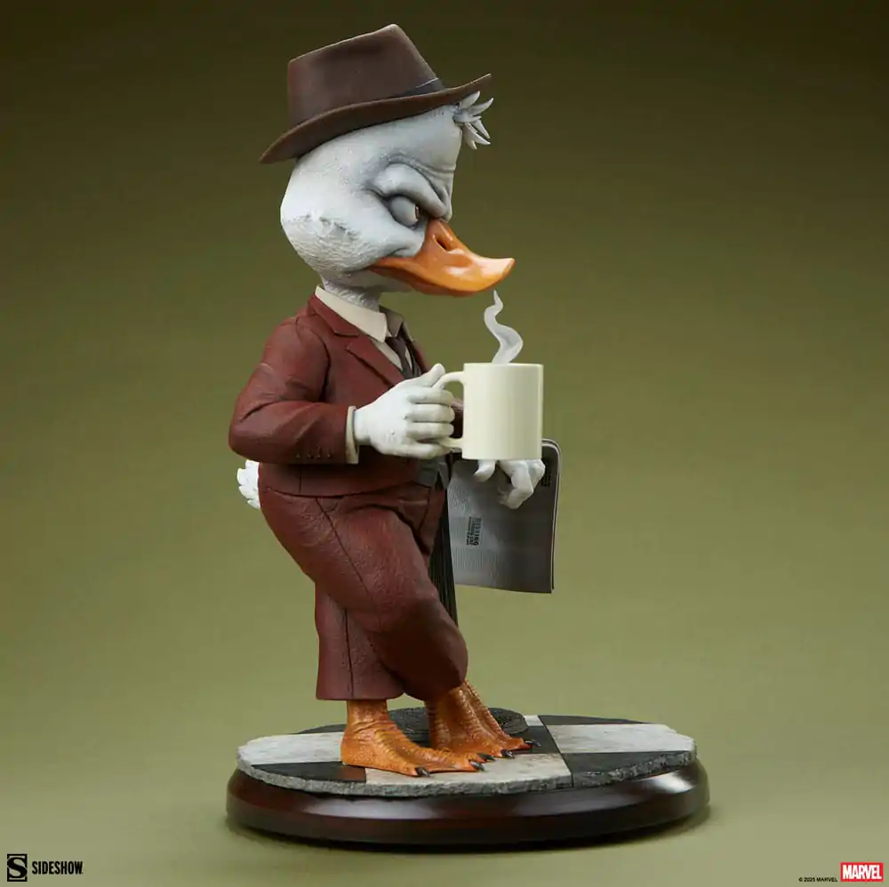 Marvel Premium Format Socha Howard the Duck 28 cm produktová fotografia