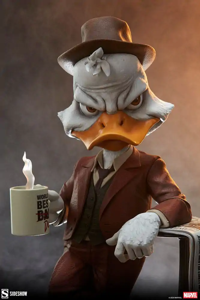 Marvel Premium Format Socha Howard the Duck 28 cm produktová fotografia